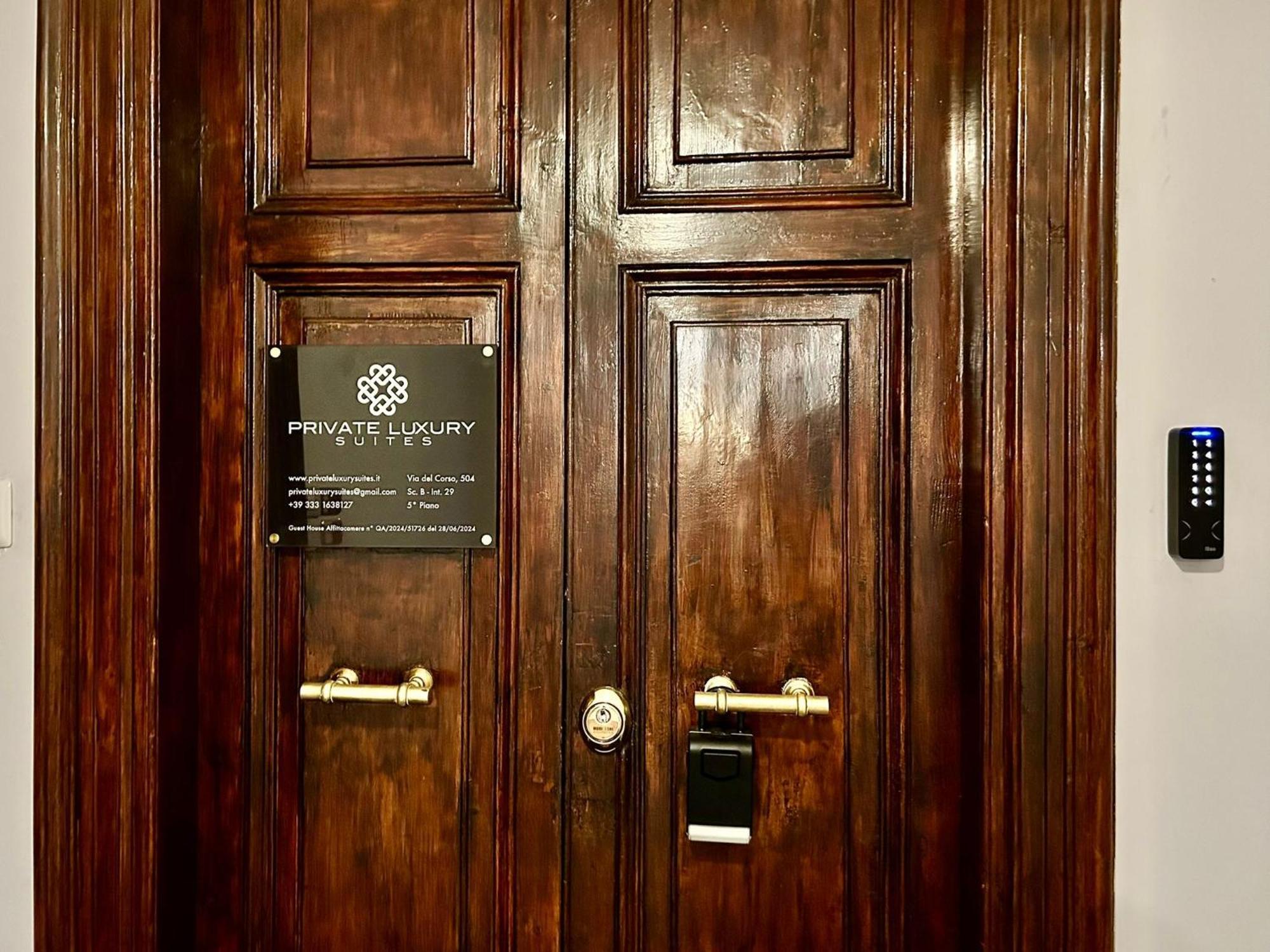 Private Luxury Suites Rome Exterior photo